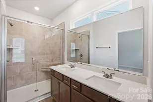 5847 Tuckaseegee Rd, Charlotte, NC 28208 - Photo 4