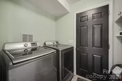 11410 Hunters Landing Drive, Charlotte, NC 28273 - Photo 24