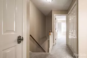 2705 N Center St, Hickory, NC 28601 - Photo 16