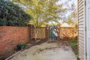 2705 N Center St, Hickory, NC 28601 - Photo 24
