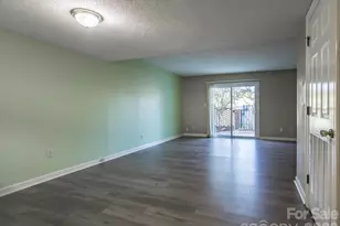 2705 N Center St, Hickory, NC 28601 - Photo 8