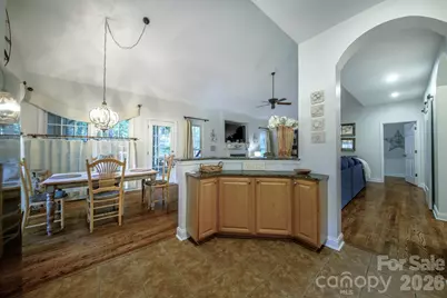 9330 Valley Road, Charlotte, NC 28270 - Photo 10