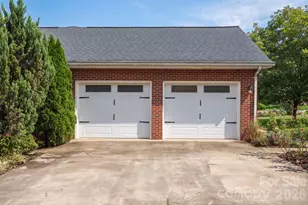 107 Powe St, Morganton, NC 28655 - Photo 4