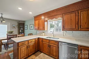 107 Powe St, Morganton, NC 28655 - Photo 24