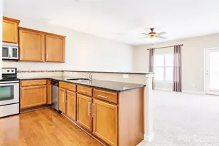 433 Battery Cir, Clover, SC 29710 - Photo 2