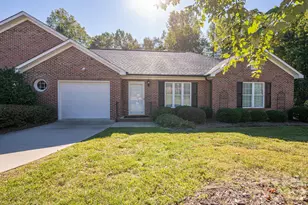 559 Queen Brogan Ct, Gastonia, NC 28054 - Photo 1