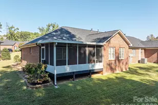 559 Queen Brogan Ct, Gastonia, NC 28054 - Photo 28