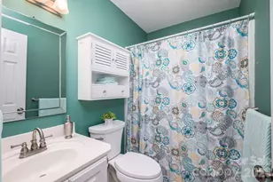559 Queen Brogan Ct, Gastonia, NC 28054 - Photo 22