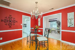 559 Queen Brogan Ct, Gastonia, NC 28054 - Photo 8