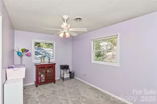 2911 Middleton Pl, Hendersonville, NC 28791 - Photo 18