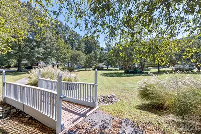 2911 Middleton Place #32, Hendersonville, NC 28791 - Photo 36