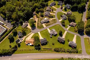 2065 Gary Ln, Hickory, NC 28602 - Photo 38