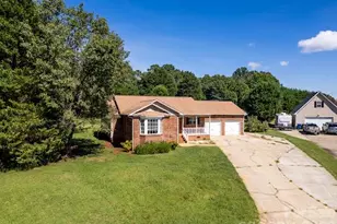 2065 Gary Ln, Hickory, NC 28602 - Photo 1