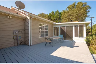 2065 Gary Lane, Hickory, NC 28602 - Photo 10