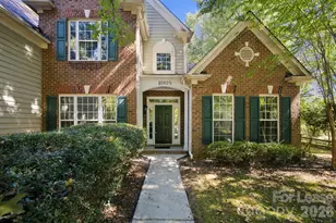 10825 Kenderly Ct, Charlotte, NC 28277 - Photo 2