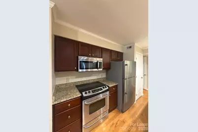 413 W 8th Street #B1, Charlotte, NC 28202 - Photo 10
