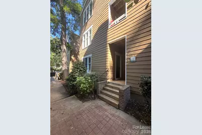 413 W 8th Street #B1, Charlotte, NC 28202 - Photo 2