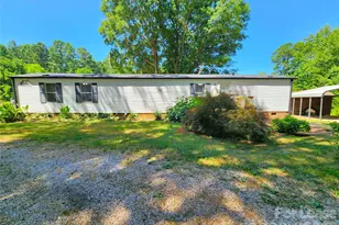1134 Emanuel St, Kannapolis, NC 28081 - Photo 2