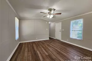 1134 Emanuel St, Kannapolis, NC 28081 - Photo 16