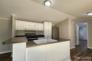 1134 Emanuel St, Kannapolis, NC 28081 - Photo 6