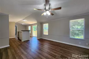 1134 Emanuel St, Kannapolis, NC 28081 - Photo 4