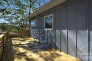 22 Crestfield Ave, Asheville, NC 28804 - Photo 24