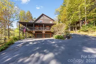 111 Elkhound Rd, Waynesville, NC 28785 - Photo 8