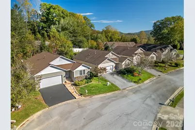 88 E Danbury Lane, Brevard, NC 28712 - Photo 4