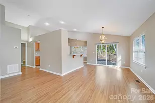 88 E Danbury Ln, Brevard, NC 28712 - Photo 18