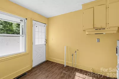 111 Whitener Avenue, Spartanburg, SC 29306 - Photo 12