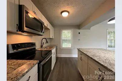3905 Freedom Drive, Charlotte, NC 28208 - Photo 6