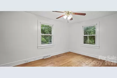 1207 W 4th Avenue, Gastonia, NC 28052 - Photo 16