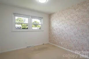 23 Wagon Rd, Asheville, NC 28805 - Photo 24
