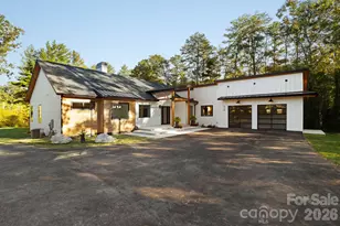 22 Willowbrook Rd, Asheville, NC 28805 - Photo 2