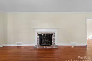 2111 Sagamore Rd, Charlotte, NC 28209 - Photo 4