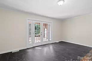 2111 Sagamore Rd, Charlotte, NC 28209 - Photo 26