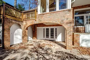2111 Sagamore Rd, Charlotte, NC 28209 - Photo 38