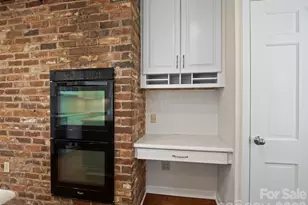 2111 Sagamore Rd, Charlotte, NC 28209 - Photo 12