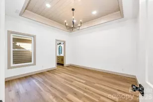 2117 24th Street Ln, Hickory, NC 28602 - Photo 20
