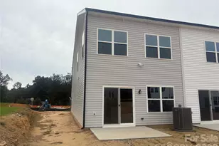 3604 Teslow Dr, Charlotte, NC 28215 - Photo 6