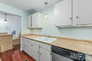 1323 Queens Rd, Charlotte, NC 28207 - Photo 8