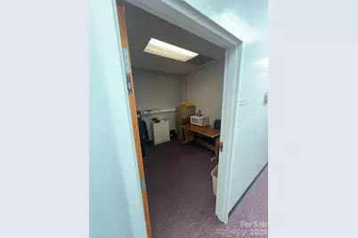 320 E Lee Avenue, Yadkinville, NC 27055 - Photo 32