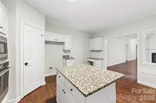 15725 Prestwoods Ln, Huntersville, NC 28078 - Photo 10