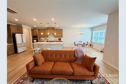 5826 Strathmore Court, Charlotte, NC 28215 - Photo 10