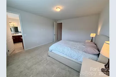 5826 Strathmore Court, Charlotte, NC 28215 - Photo 16