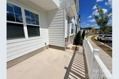 5826 Strathmore Court, Charlotte, NC 28215 - Photo 36