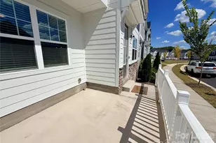 5826 Strathmore Ct, Charlotte, NC 28215 - Photo 36