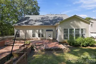 195 Huntly Ln, Mooresville, NC 28115 - Photo 12