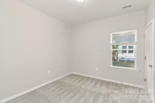 1023 N Ransom St, Gastonia, NC 28052 - Photo 8