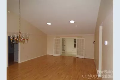 10 Governors Drive, Hendersonville, NC 28791 - Photo 18